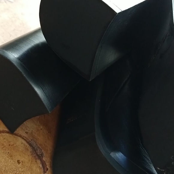 Charles David Ankle Boots sz 6 1/2 - Picture 6 of 9